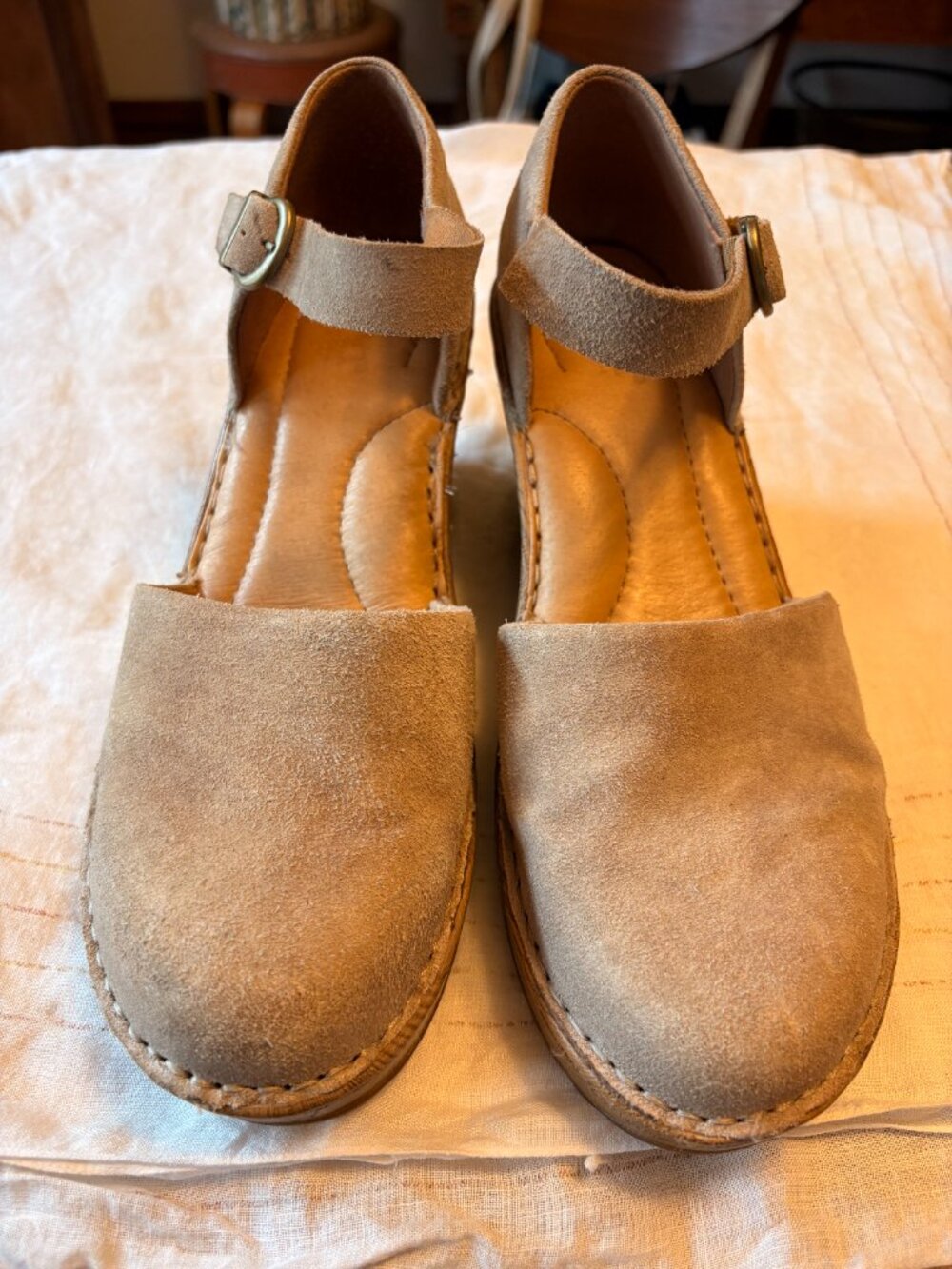 Born Womens Suede Leather Wedge Sandals Ankle Strap